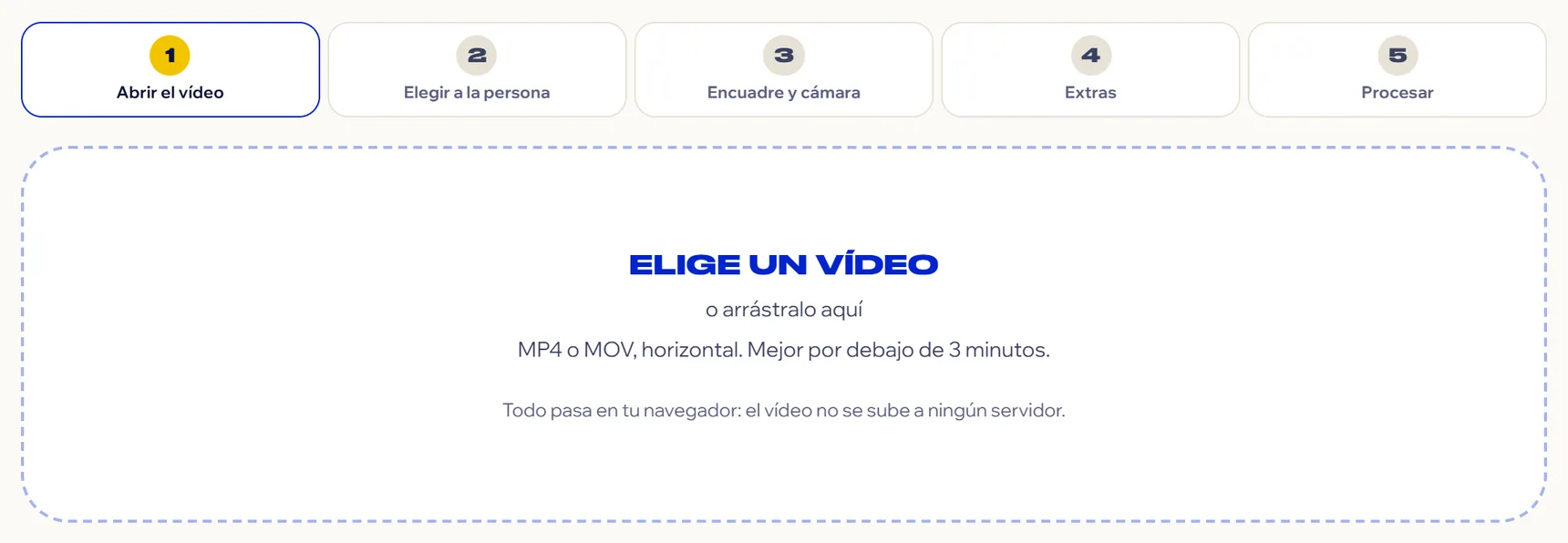 Reframe en el paso 1: arriba, la barra de los cinco pasos; debajo, la zona para elegir o arrastrar el vídeo.