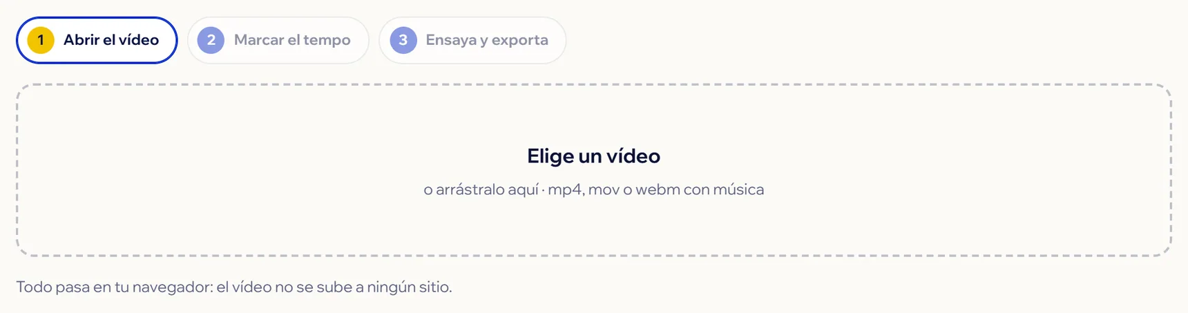 El pas 1: el requadre per triar o arrossegar el vídeo i l'avís que tot passa al teu navegador. (captura en castellà)